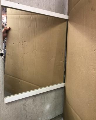 Specchio orientabile per bagno disabili