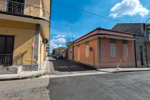 Casa singola con grande garage a Belpasso