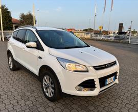 Ford Kuga 2.0 TDCI 150 CV S&S 4WD Powershift Titan