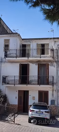 casa  a 100 metri dalla piazza  del municipio