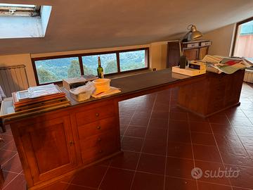 Scrivania in legno massello - stile classico
