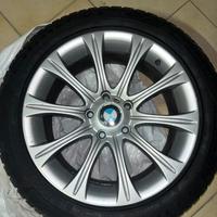 Cerchi bmw 17 per f30/31 con gomme invernali