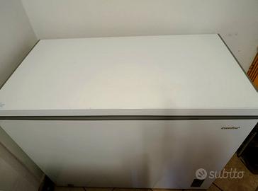 Congelatore Comfee 296L pozzetto usato come nuovo