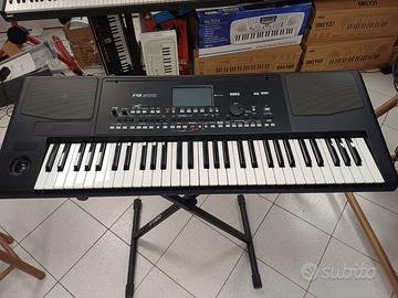 Tastiera KORG PA-300