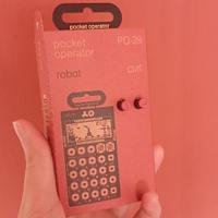 Poket operator - Robot