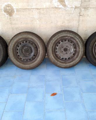 Cerchi in ferro 15' Volkswagen + gomme termiche