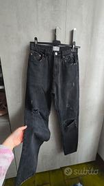 jeans neri strappati