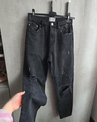 jeans neri strappati