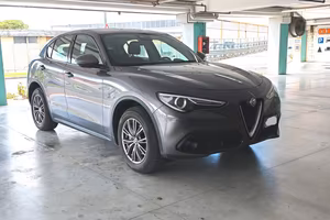 STELVIO Q4 210 cv / 3500 euro lavori appena fatti