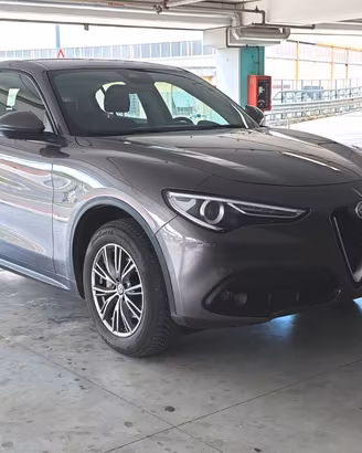 STELVIO Q4 210 cv / 3500 euro lavori appena fatti