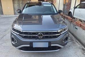 VOLKSWAGEN - T-Roc