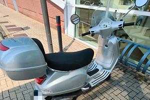 Vespa LX150