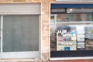 Locale (deposito e/o commerciale)