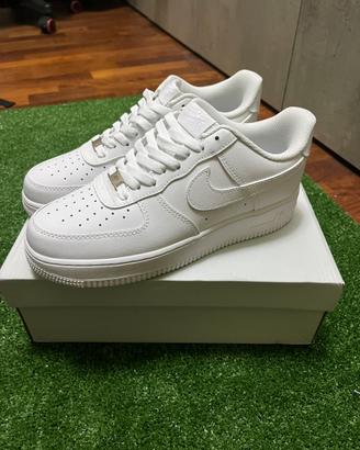Nike Air Force 1 Bianche Taglia 42 + Scatola