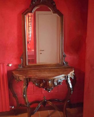 Console d'epoca in noce