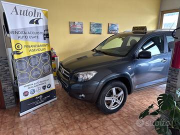 Toyota RAV 4 2.2diesel 177 CV Luxury gancio di tra