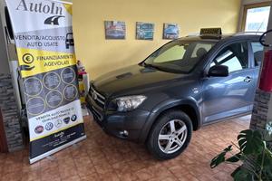 Toyota RAV 4 2.2diesel 177 CV Luxury gancio di tra