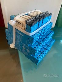 Relè Finder art. 34.51.7.024.0010 con basetta