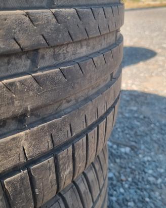 255 45 R 20 Michelin 