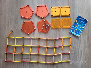Costruzioni magnetiche giocattolo 125 pezzi Geomag