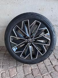 Set 4 cerchi in lega 18" originali Skoda seminuovi