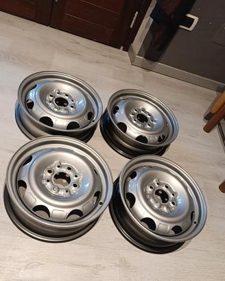 cerchi nuovi Fiat Panda 141 4x4 86/03 canale 4Jx13