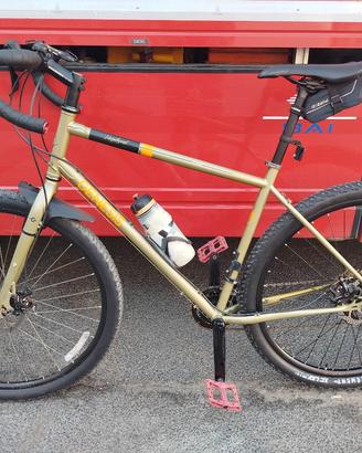 Gravel Genesis Vagabond  29" 18 velocità.