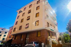 2 LOCALI A ALBISOLA SUPERIORE