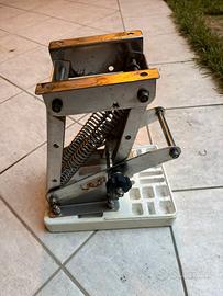 Supporto per motore fuoribordo ausiliario