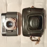 macchina fotografica analogica vintage 