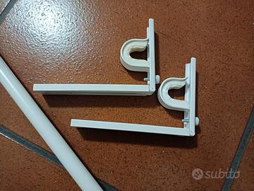 Attacco per tenda estendibile 