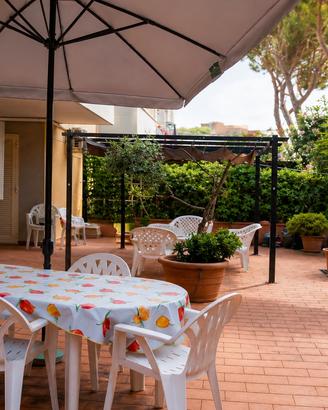 Trilocale con giardino a 100 metri dal mare - 2027
