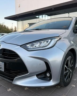 Toyota Yaris 1.5 Hybrid 5 porte Lounge 2022