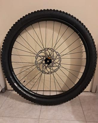 Ruota completa  MTB 29 pollici mai usata 