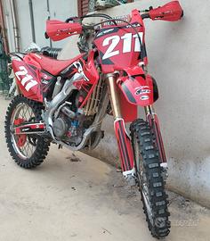 HONDA CRF250R 