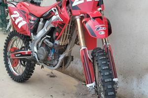 HONDA CRF250R 