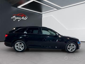 Audi A4 Avant 30 TDI S tronic Business