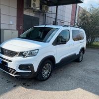 Peugeot rifter long  1.5 bluehdi 100cv allure 2022