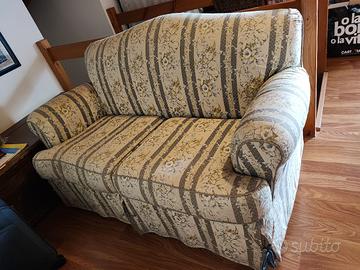 Divano 2 Posti Fantasia Floreale - Ottime Condizio