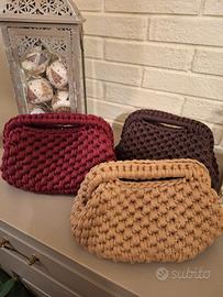 Borse fatte a mano all'uncinetto 