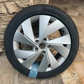 4 Cerchi originali Nottingham 17’’ + gomme inverna