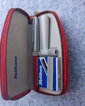 Pelikan Pelikano