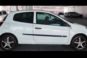 Renault Clio Yahoo Edition