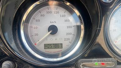 HARLEY DAVIDSON  STREET GLIDE 