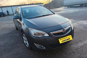 Opel Astra Sw 2012----1.4 Benzina GPL