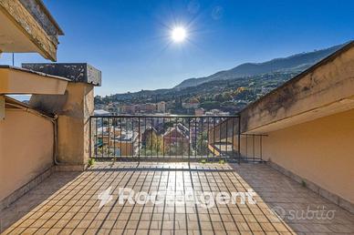 APPARTAMEMNTO SALITA PRIVATA CROSA DELL'ORO