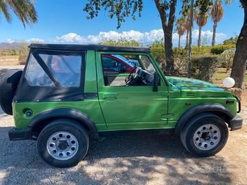 Suzuki Samurai