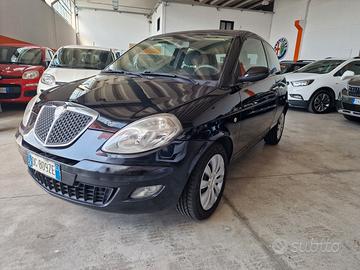 Lancia Ypsilon 1.2 Argento
