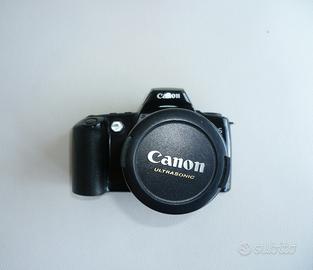 CANON modello EOS 500