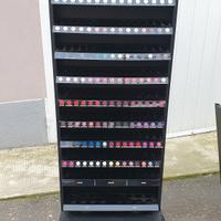 Espositore Beauty Me  di Mesauda. 